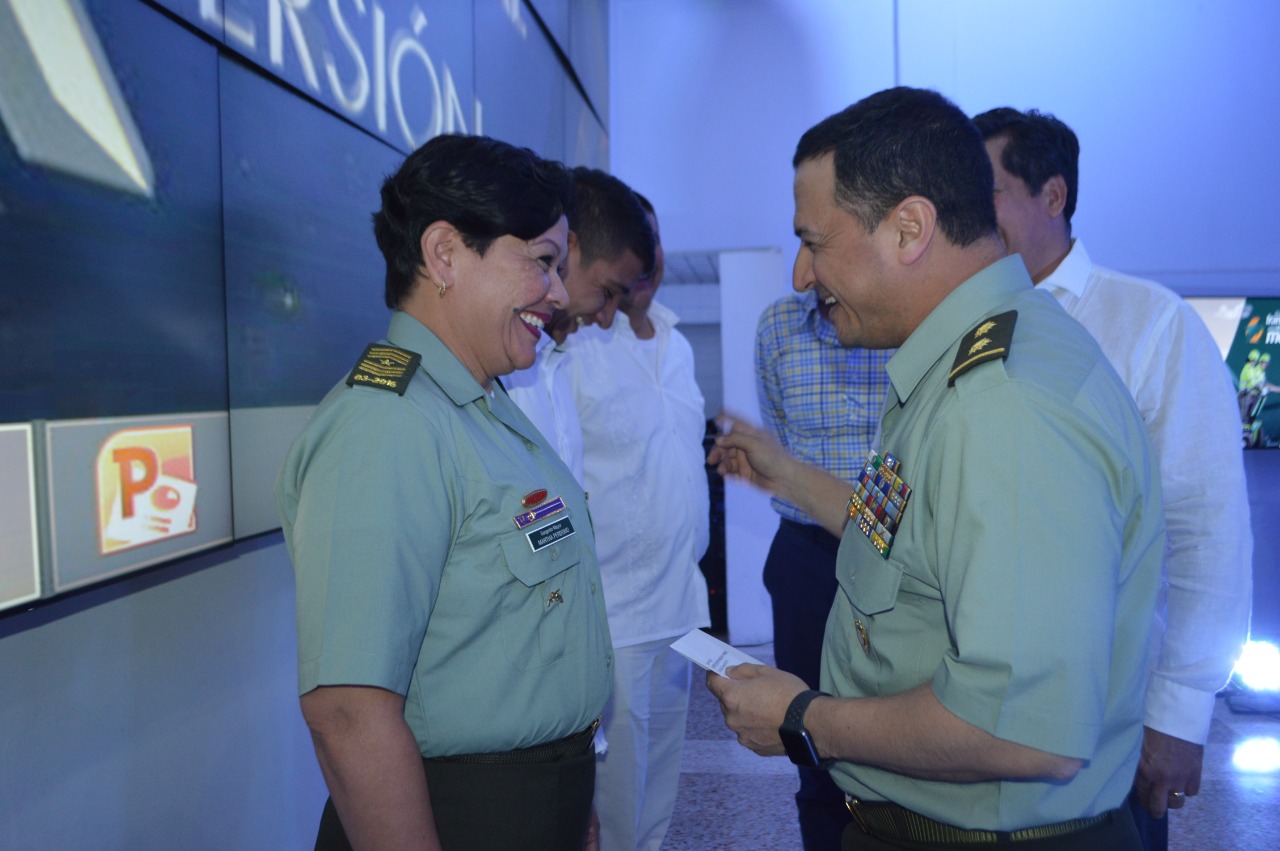 En la Categoría toda una vida, fue exaltada la sargento mayor Martha Aceneth Perdomo Herrera, suboficial de comando.